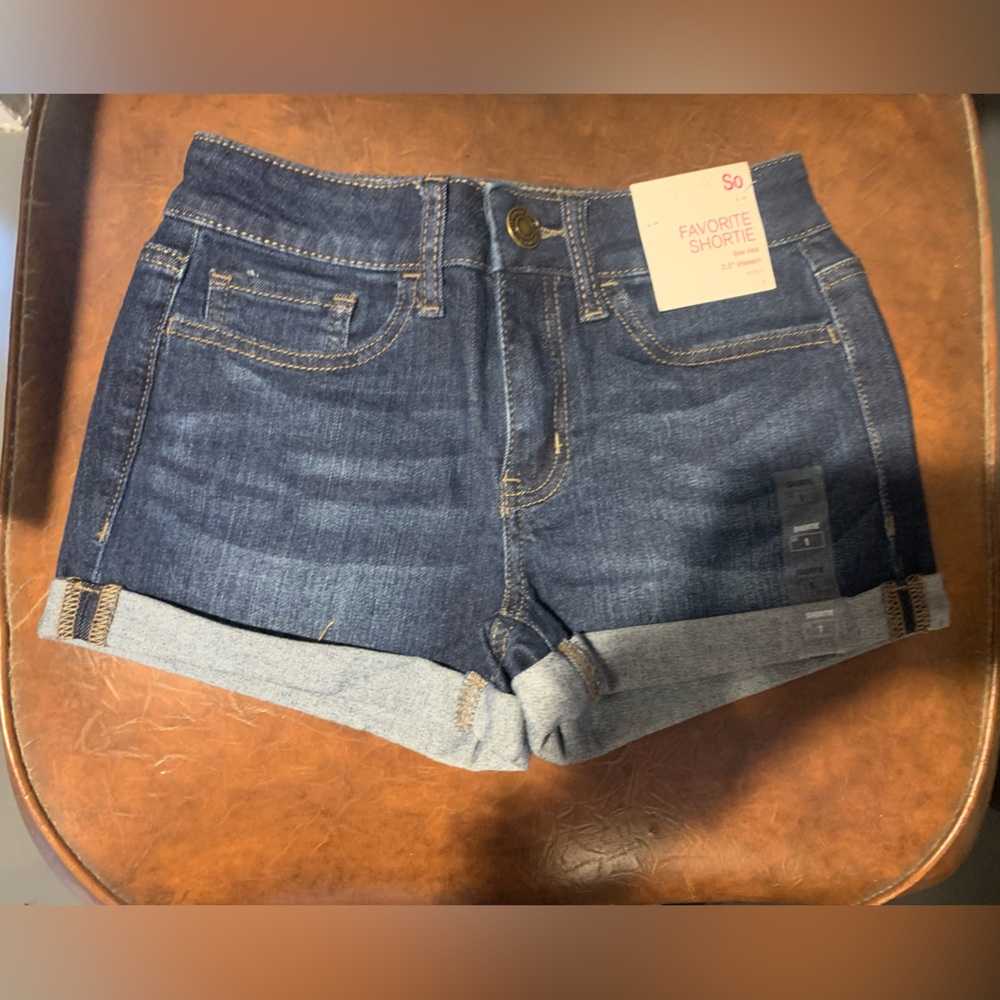 Junior’s shortie shorts size 1